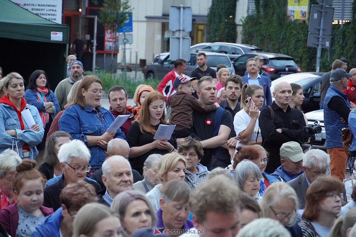 Koncert Ostrołęka Powstańcom Warszawskim [1.08.2023] - zdjęcie #6 - eOstroleka.pl