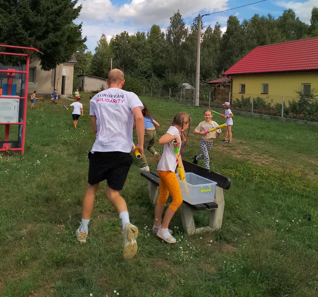 Animacje z GOKSiR w Goworowie z animatorami z innych krajów - zdjęcie #20 - eOstroleka.pl