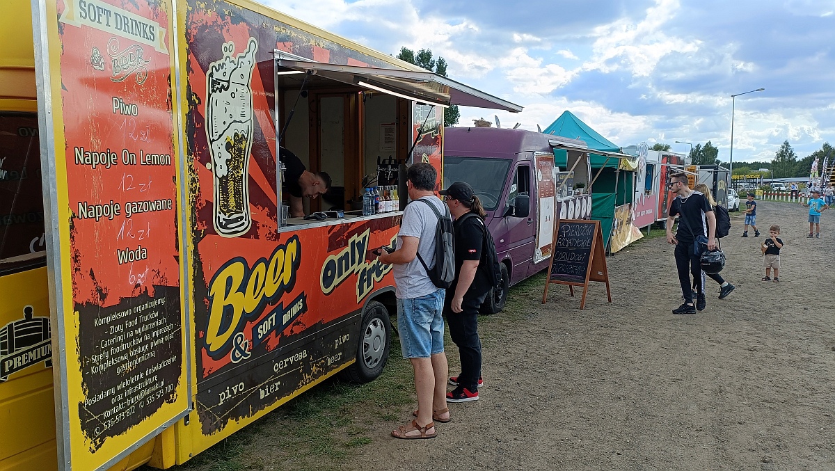 Food Trucki w Ostrołęce [04.08.2023] - zdjęcie #20 - eOstroleka.pl