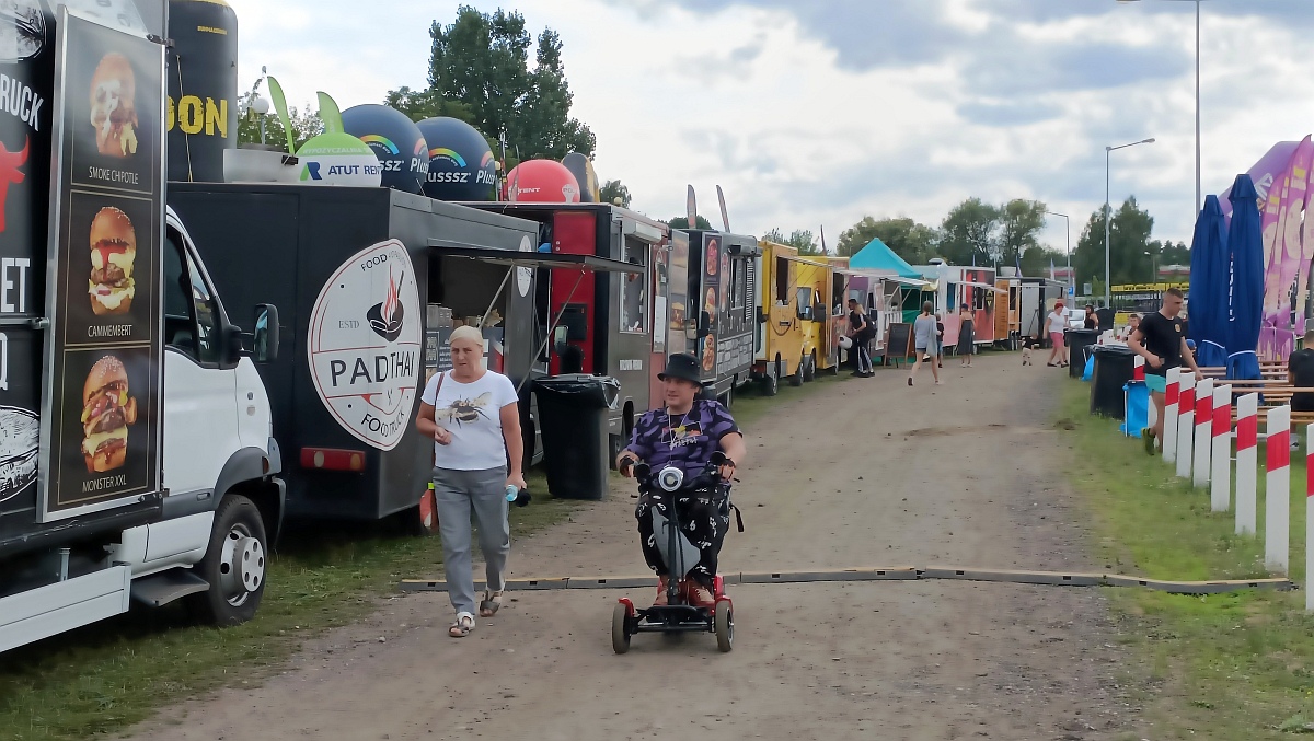 Food Trucki w Ostrołęce [04.08.2023] - zdjęcie #4 - eOstroleka.pl