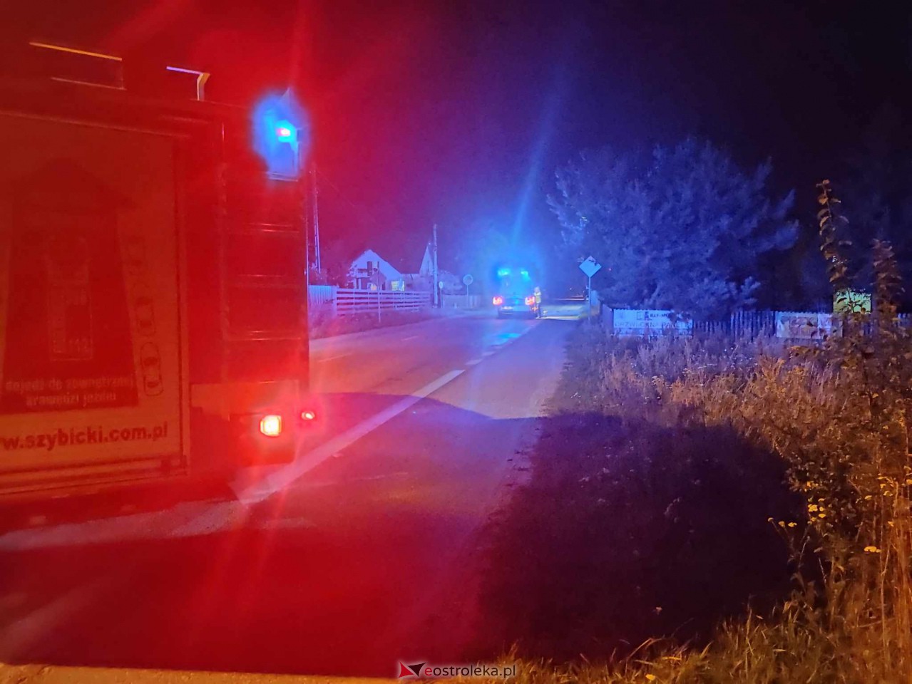 Wypadek w Dzbeninie [04.08.2023] - zdjęcie #9 - eOstroleka.pl
