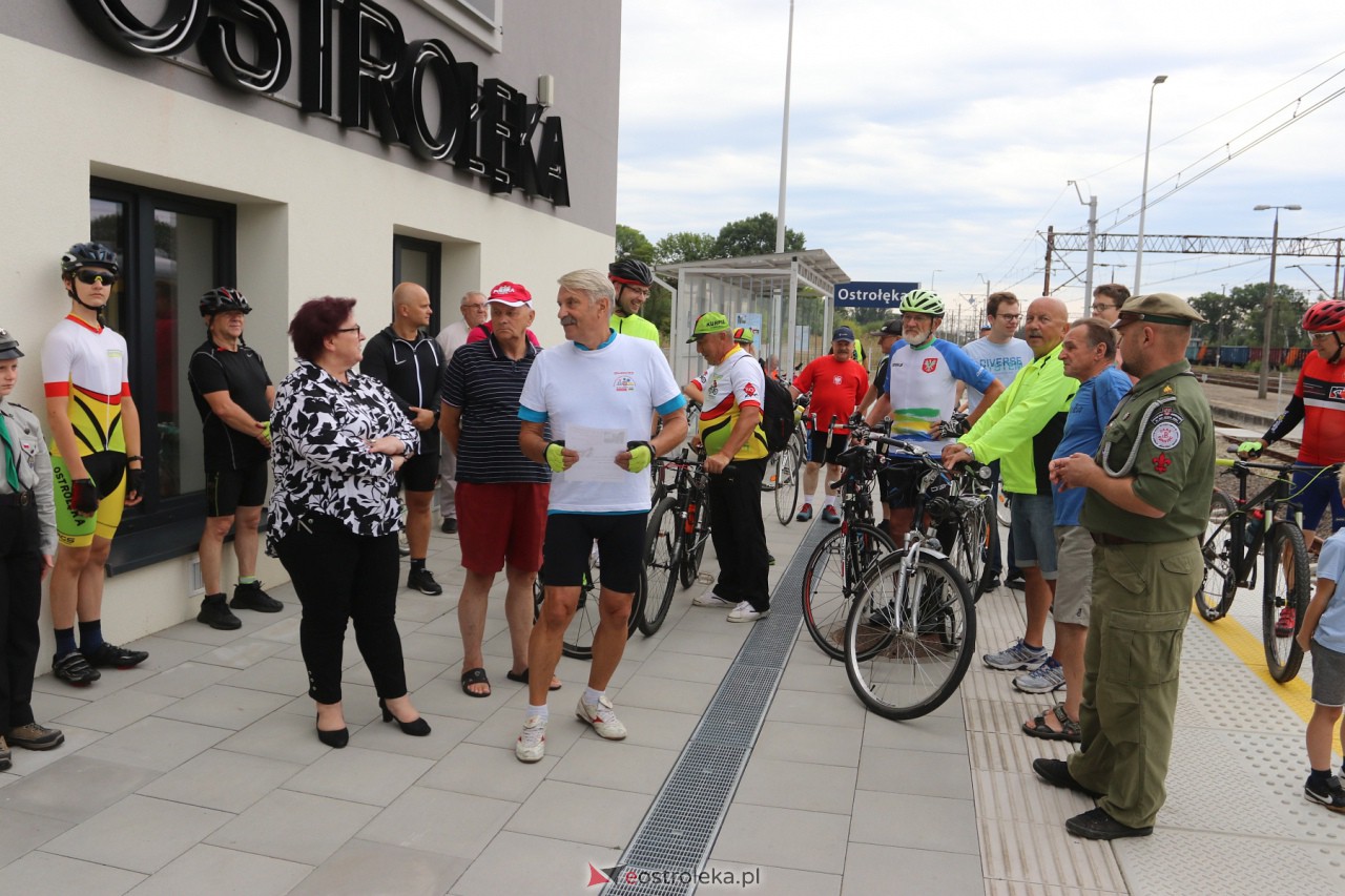 Rajd rowerowy pamięci marynarzy i ułanów w Ostrołęce [05.08.2023] - zdjęcie #5 - eOstroleka.pl