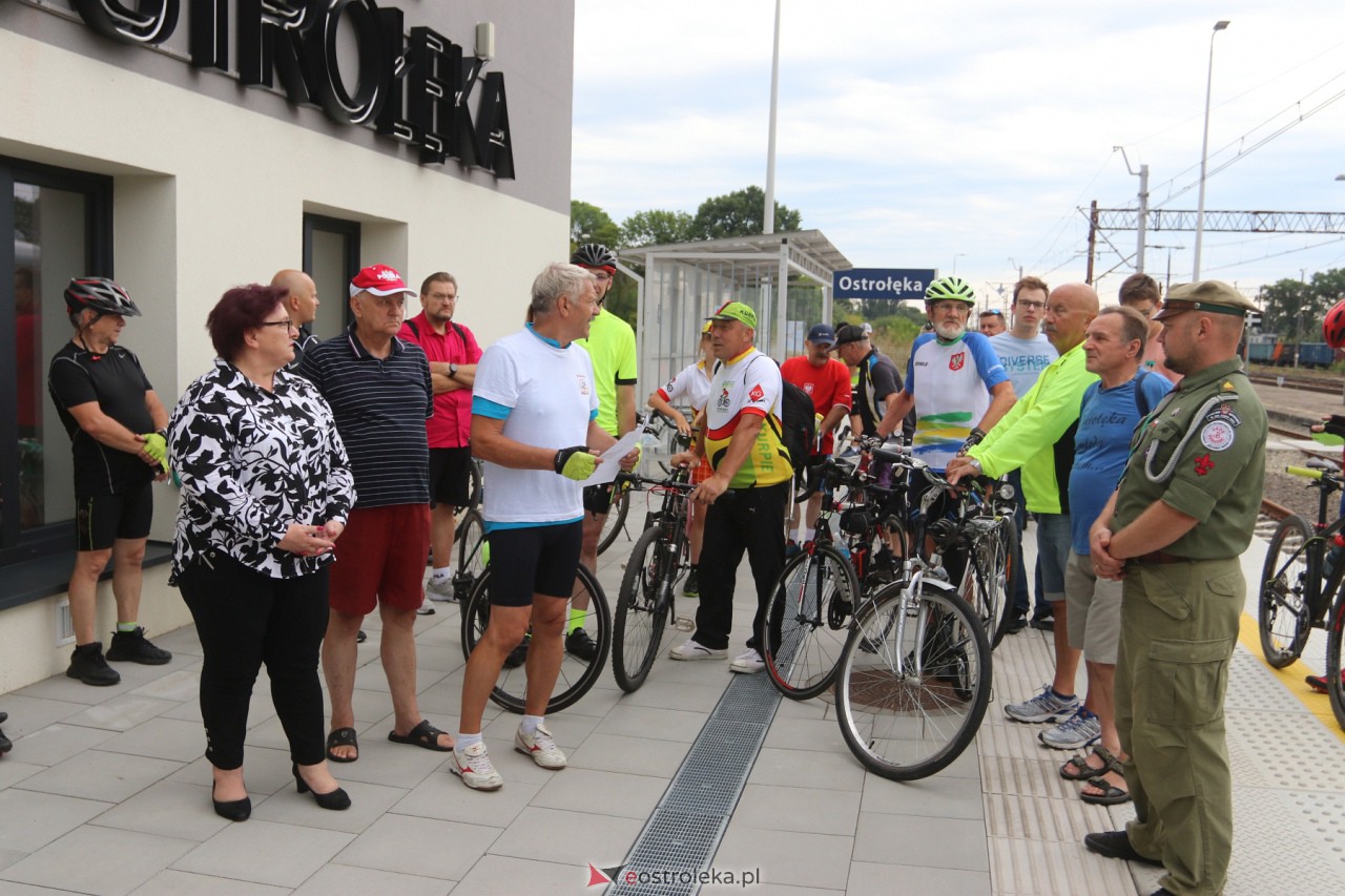 Rajd rowerowy pamięci marynarzy i ułanów w Ostrołęce [05.08.2023] - zdjęcie #7 - eOstroleka.pl