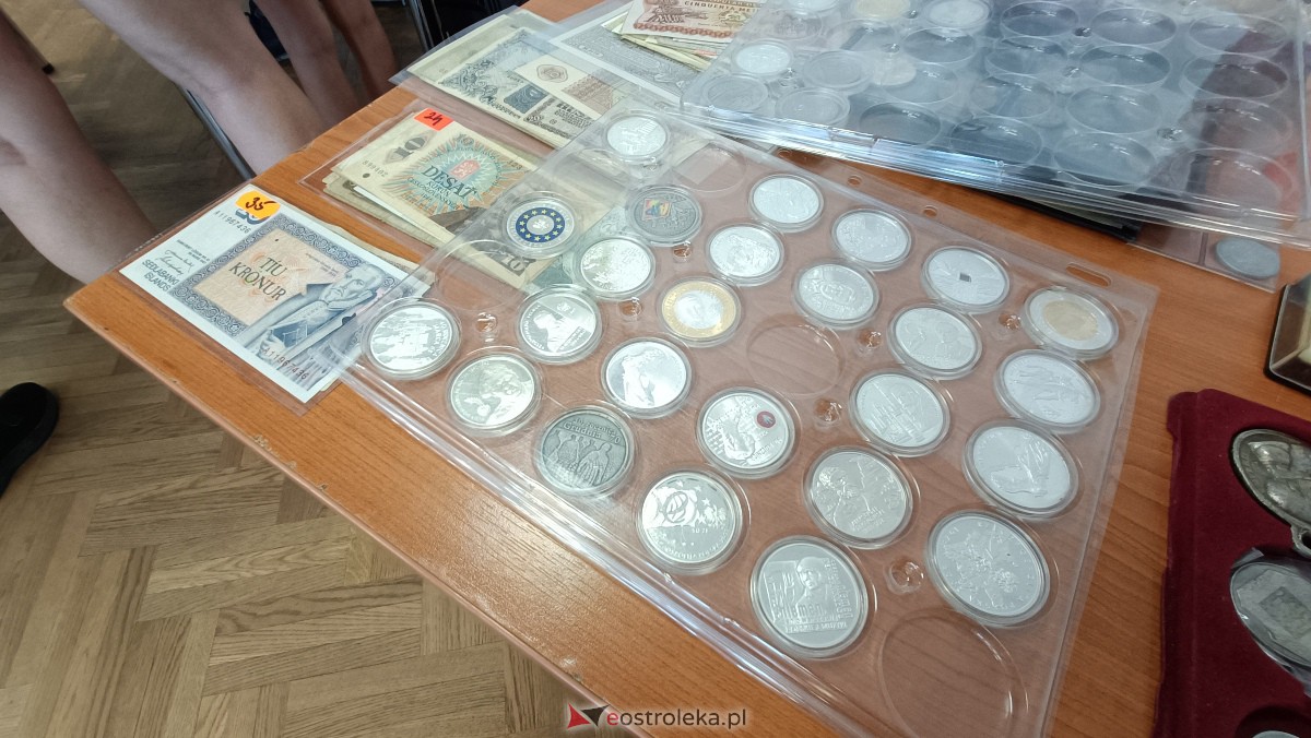 Niedzielne spotkanie kolekcjonerów w Klubie Lokator [06.08.2023] - zdjęcie #21 - eOstroleka.pl