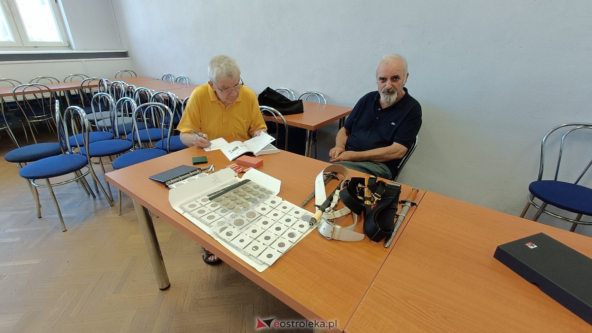 Niedzielne spotkanie kolekcjonerów w Klubie Lokator [06.08.2023] - zdjęcie #11 - eOstroleka.pl
