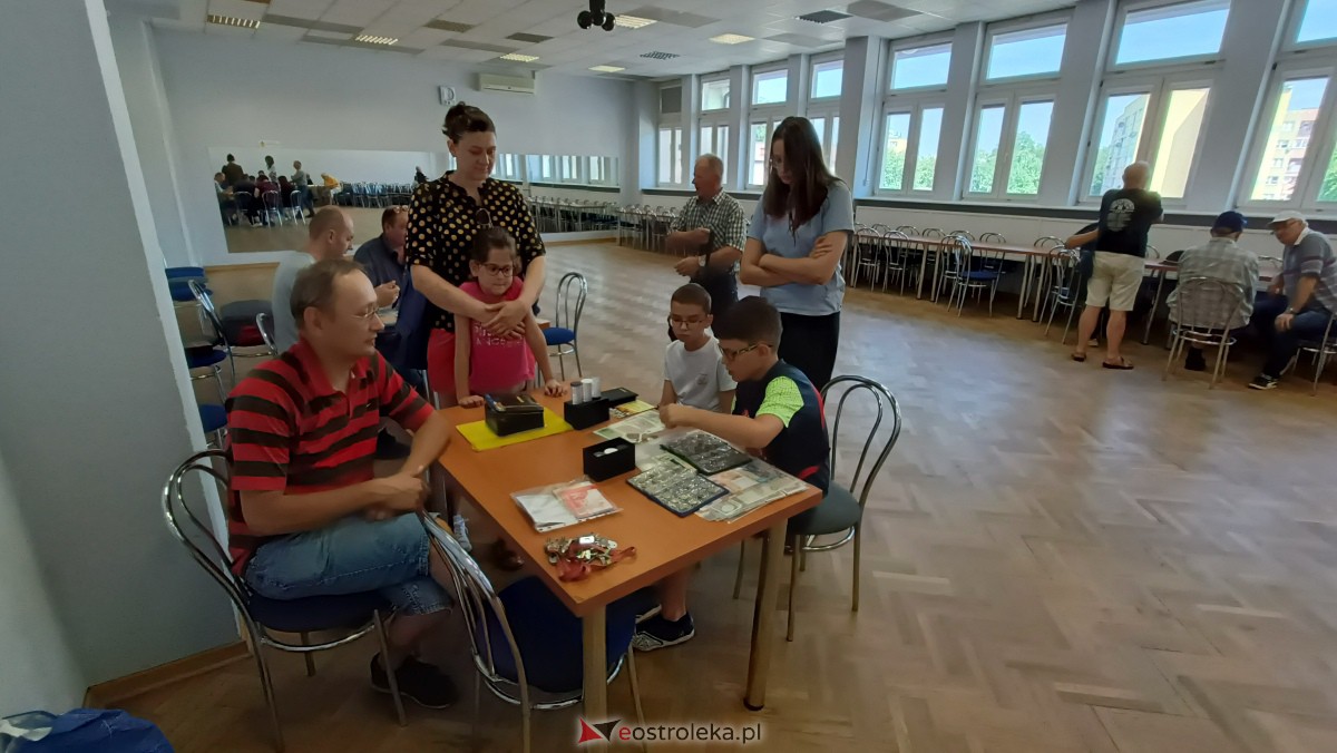 Niedzielne spotkanie kolekcjonerów w Klubie Lokator [06.08.2023] - zdjęcie #2 - eOstroleka.pl