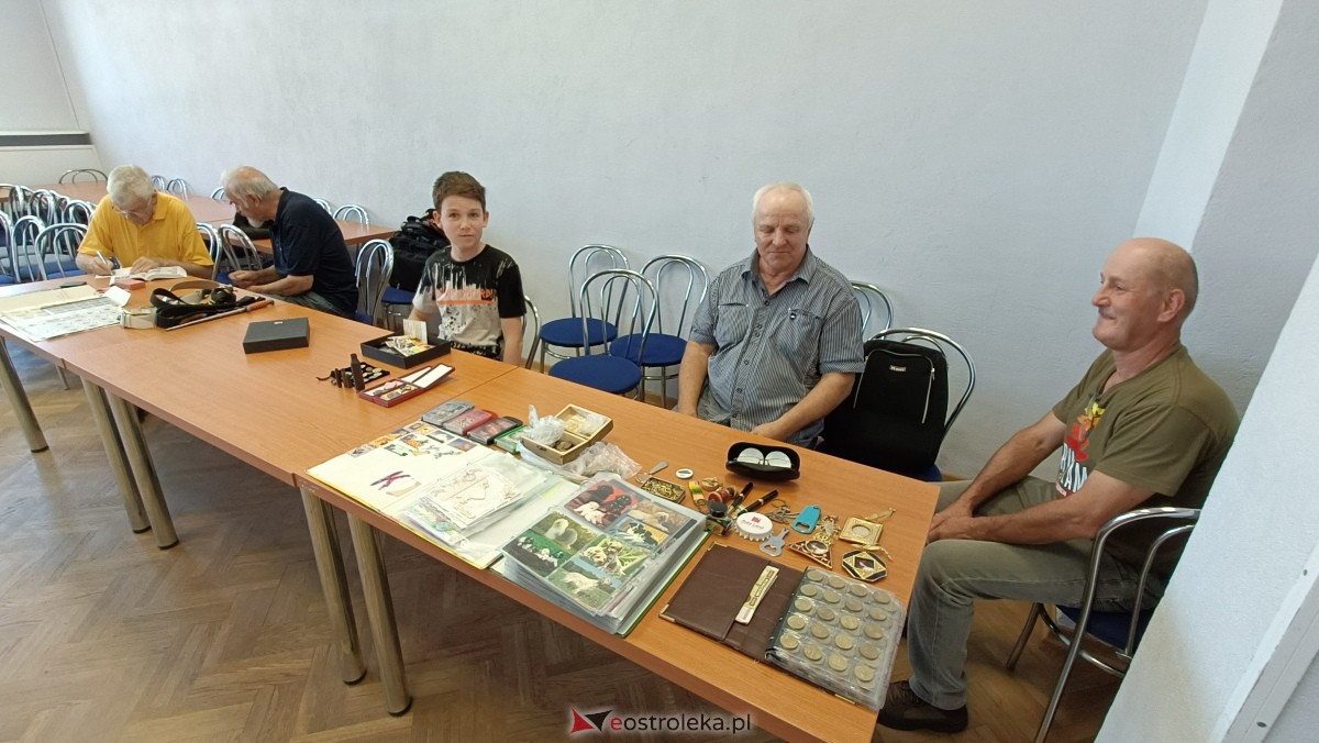 Niedzielne spotkanie kolekcjonerów w Klubie Lokator [06.08.2023] - zdjęcie #1 - eOstroleka.pl
