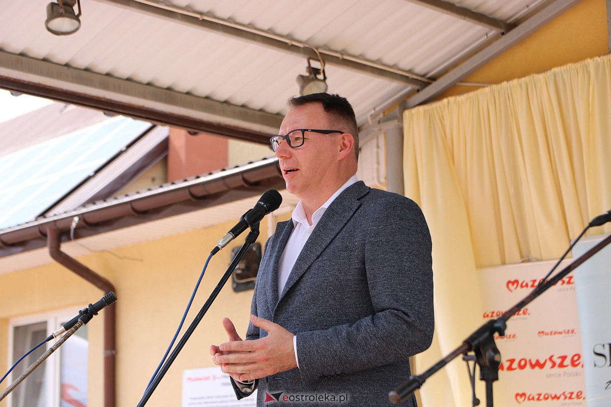XV Przegląd Piosenki Klubów Seniora w Baranowie [06.08.2023] - zdjęcie #33 - eOstroleka.pl