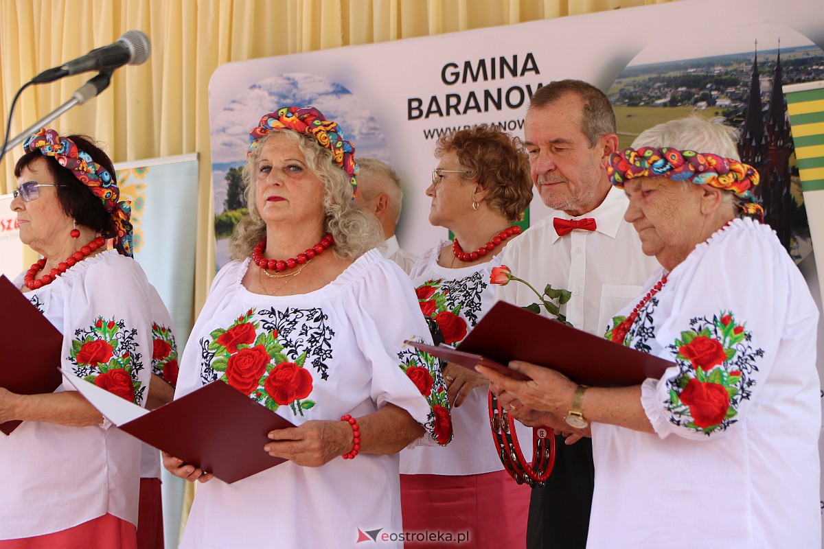 XV Przegląd Piosenki Klubów Seniora w Baranowie [06.08.2023] - zdjęcie #27 - eOstroleka.pl