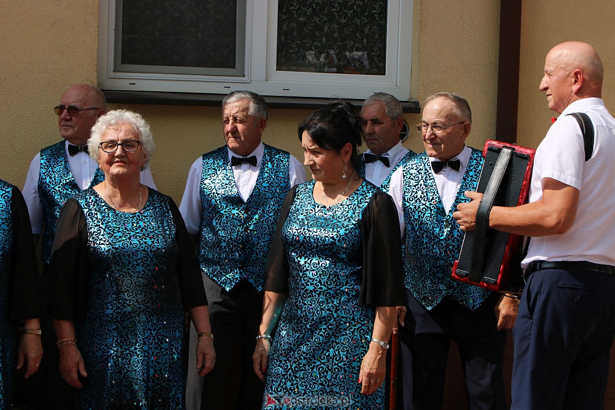 XV Przegląd Piosenki Klubów Seniora w Baranowie [06.08.2023] - zdjęcie #13 - eOstroleka.pl