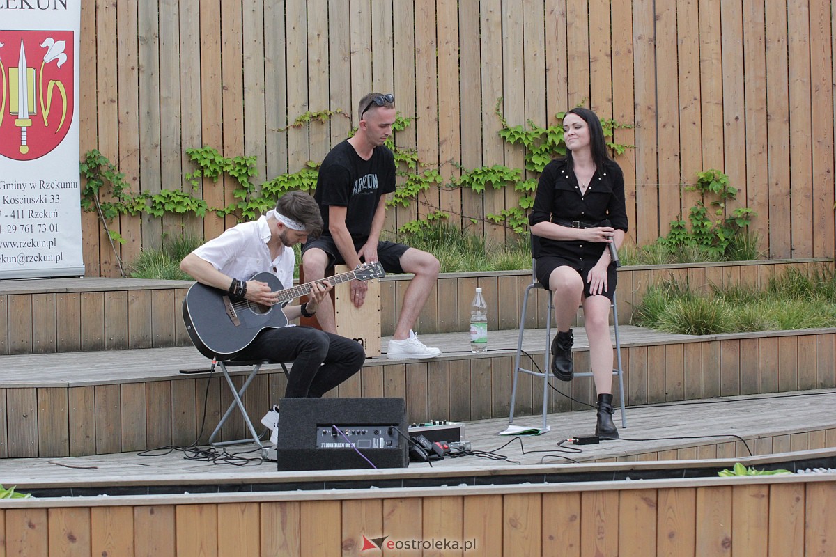 Muzyczne Lato w Tężni. Madma akustycznie [06.08.2023] - zdjęcie #39 - eOstroleka.pl