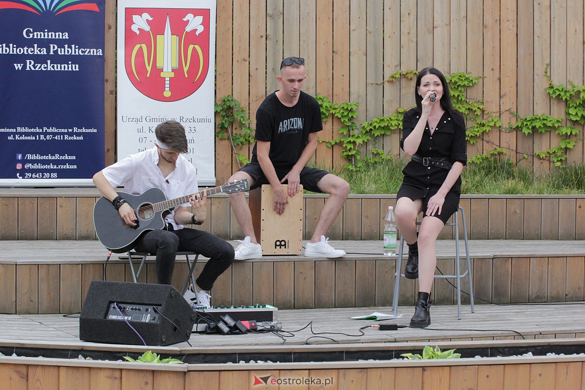 Muzyczne Lato w Tężni. Madma akustycznie [06.08.2023] - zdjęcie #37 - eOstroleka.pl