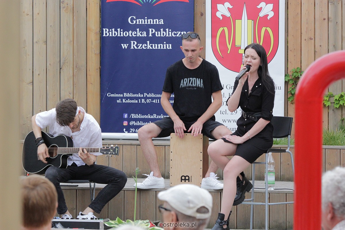Muzyczne Lato w Tężni. Madma akustycznie [06.08.2023] - zdjęcie #32 - eOstroleka.pl