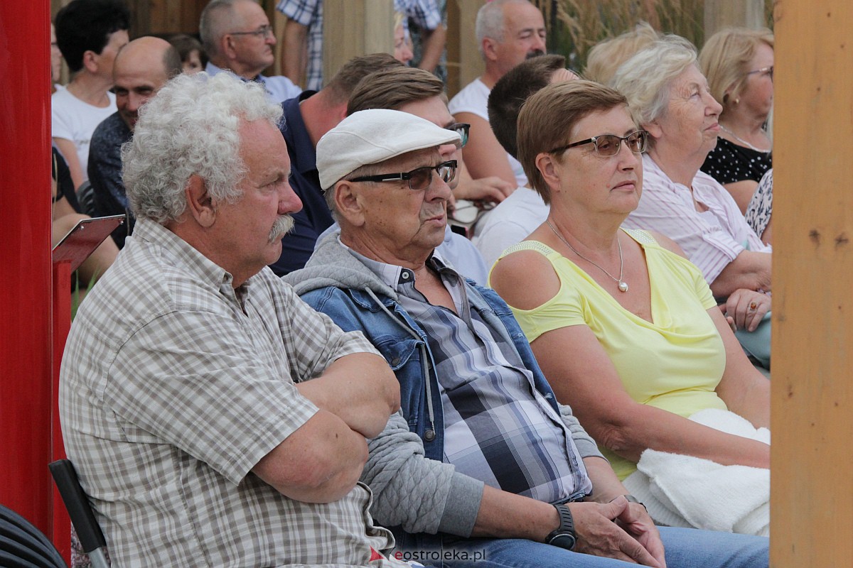 Muzyczne Lato w Tężni. Madma akustycznie [06.08.2023] - zdjęcie #30 - eOstroleka.pl