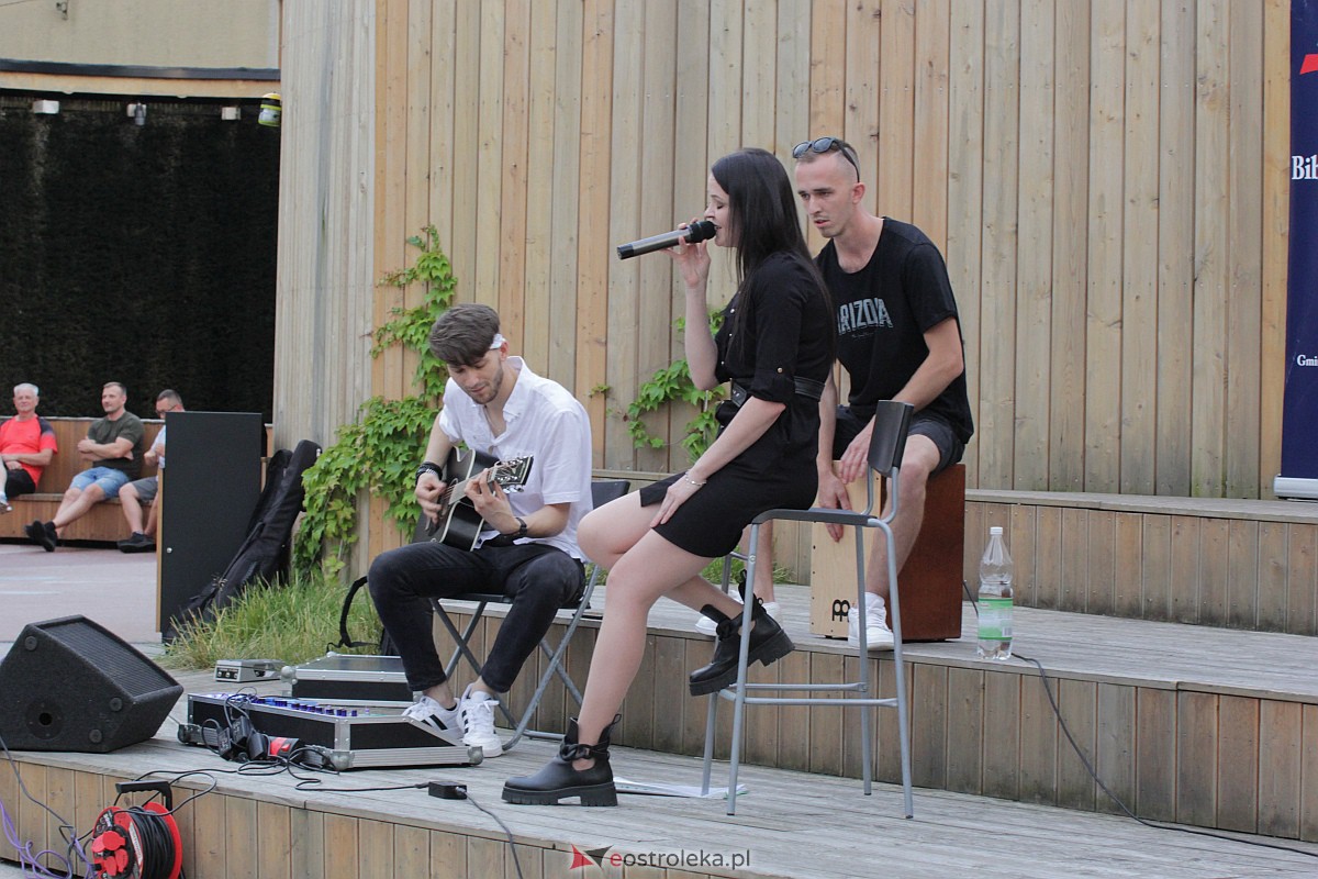 Muzyczne Lato w Tężni. Madma akustycznie [06.08.2023] - zdjęcie #13 - eOstroleka.pl
