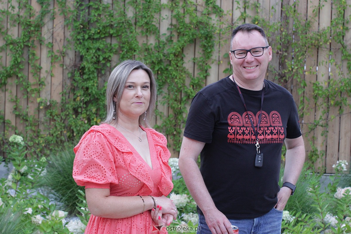 Muzyczne Lato w Tężni. Madma akustycznie [06.08.2023] - zdjęcie #10 - eOstroleka.pl