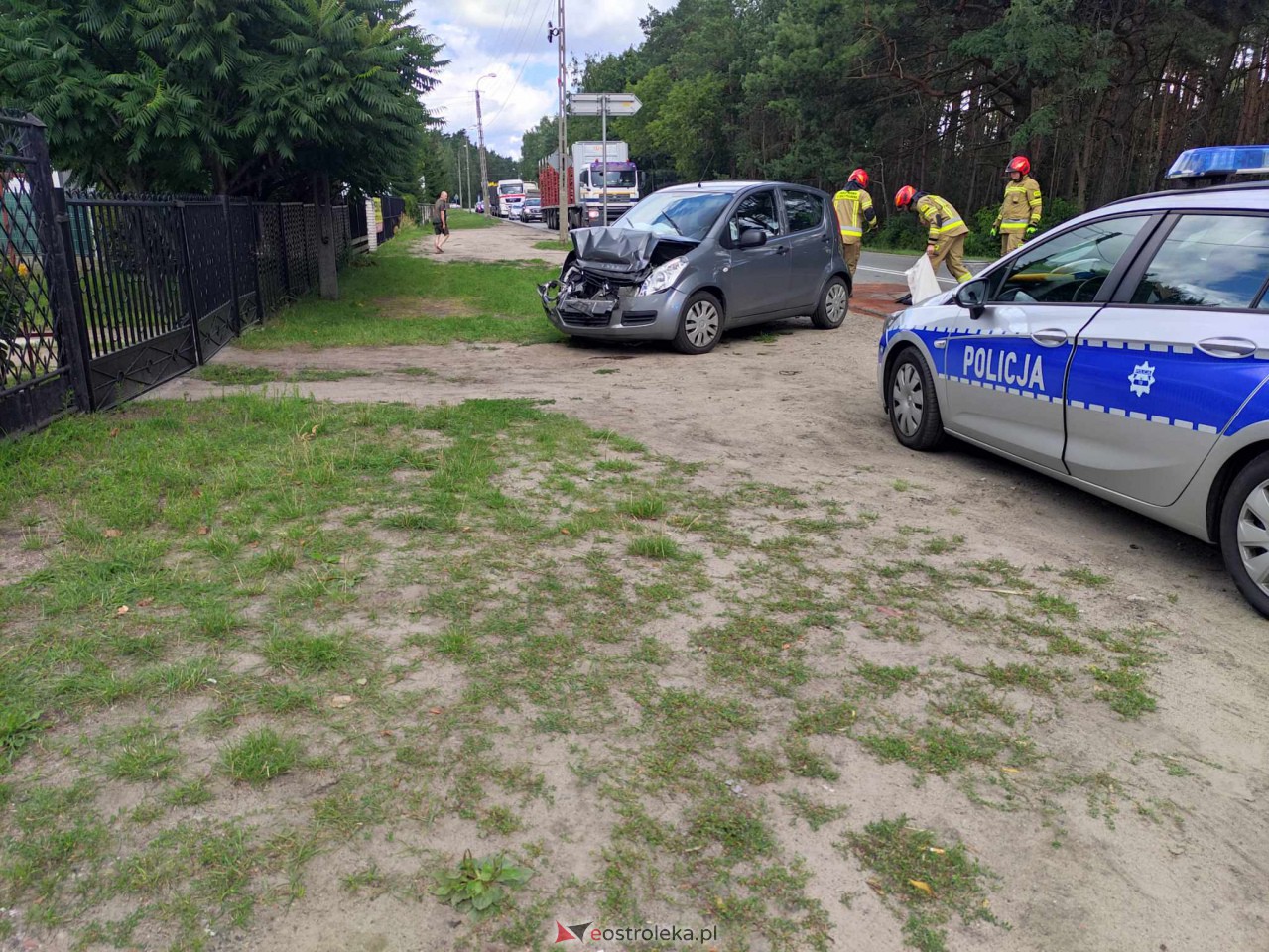 Wypadek na Stacha Konwy w Ostrołęce [09.08.2023] - zdjęcie #7 - eOstroleka.pl