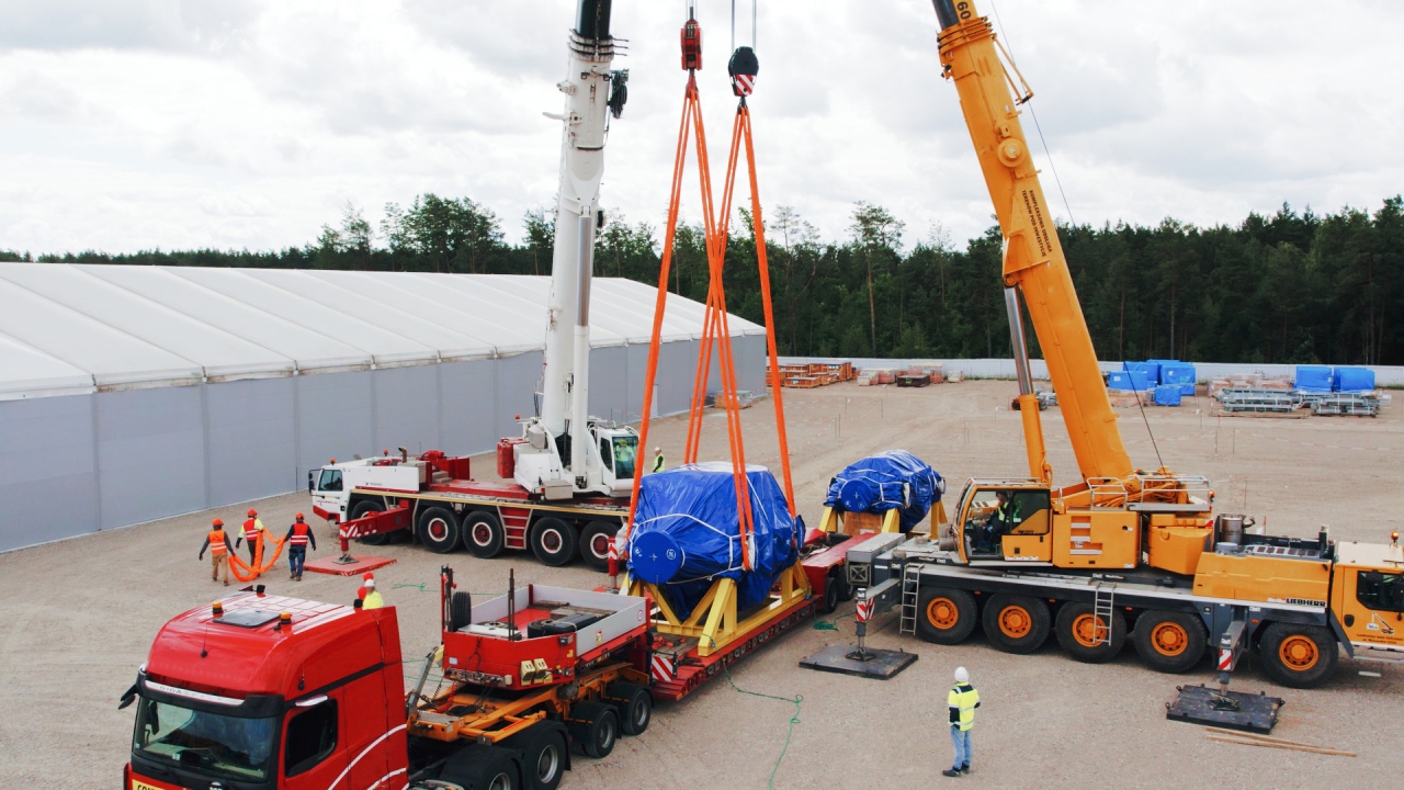 Transport turbiny do elektrowni CCGT Ostrołęka [11.08.2023] - zdjęcie #5 - eOstroleka.pl