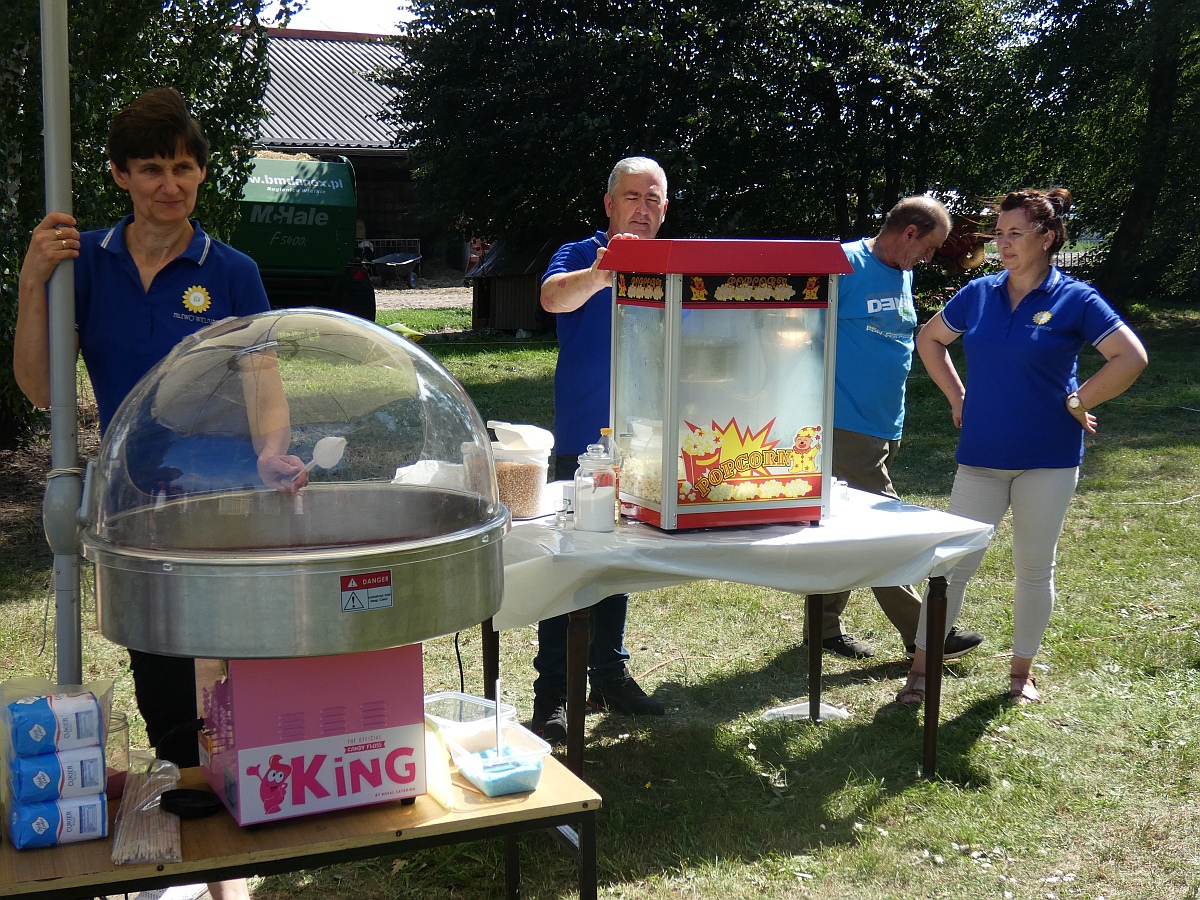 Festyn rodzinny w Milewie Wielkim [13.08.2023] - zdjęcie #36 - eOstroleka.pl