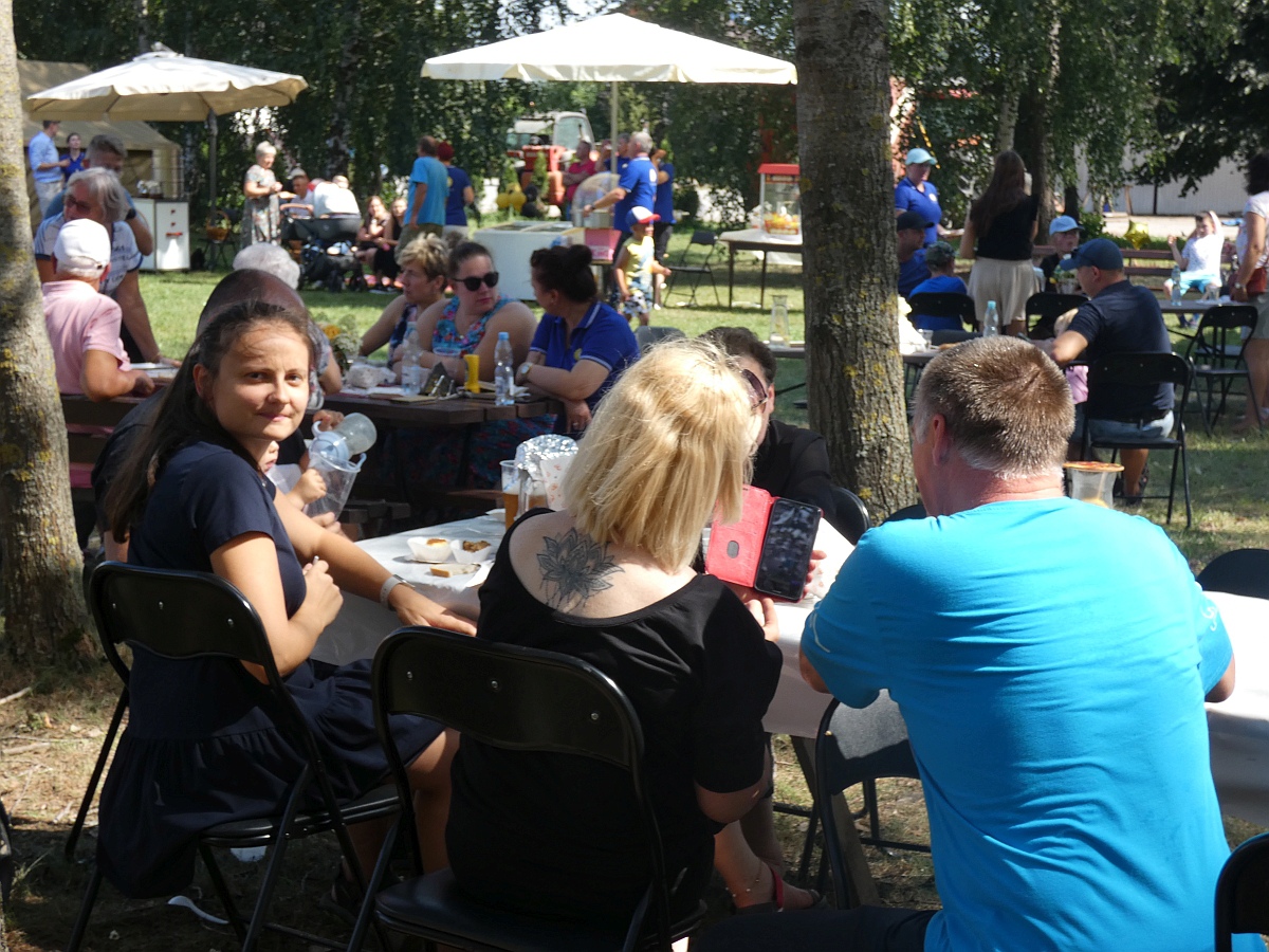 Festyn rodzinny w Milewie Wielkim [13.08.2023] - zdjęcie #26 - eOstroleka.pl