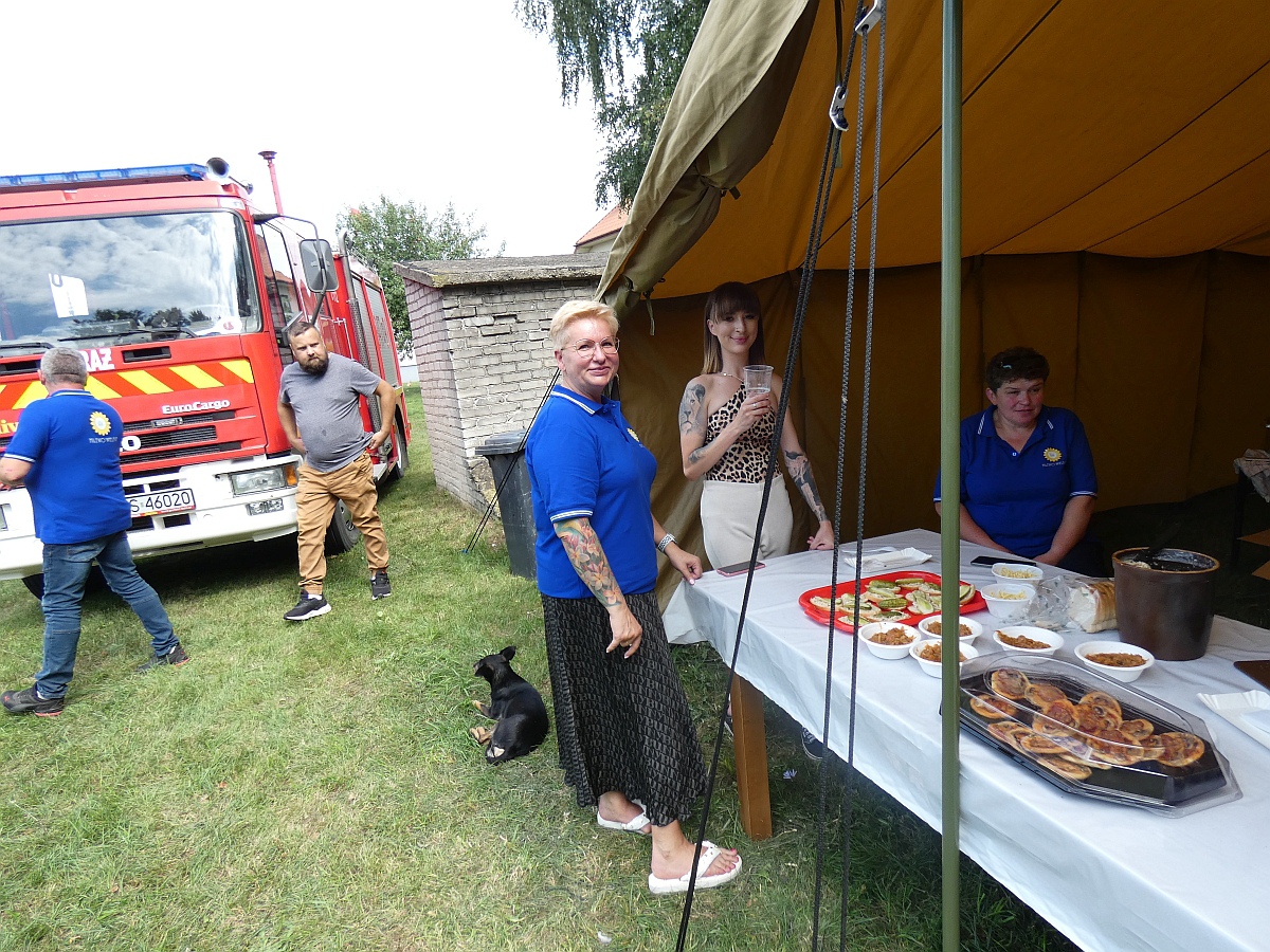 Festyn rodzinny w Milewie Wielkim [13.08.2023] - zdjęcie #15 - eOstroleka.pl