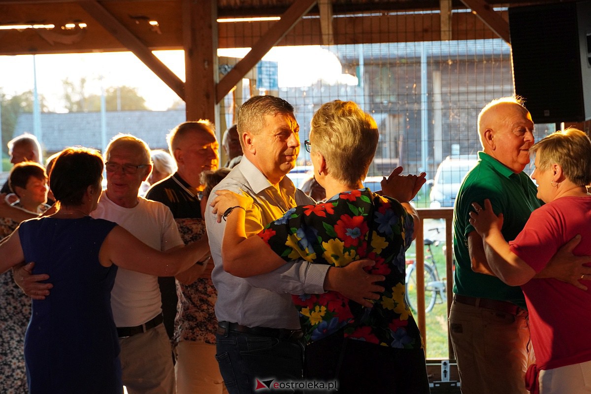 Potańcówka na kurpiowską nutę w Myszyńcu [14.08.2023] - zdjęcie #42 - eOstroleka.pl