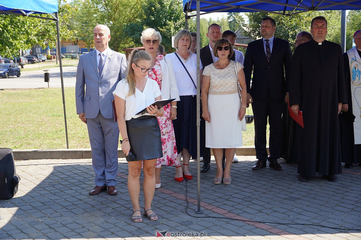 Uroczystości patriotyczne w Dąbrówce [15.08.2023] - zdjęcie #96 - eOstroleka.pl