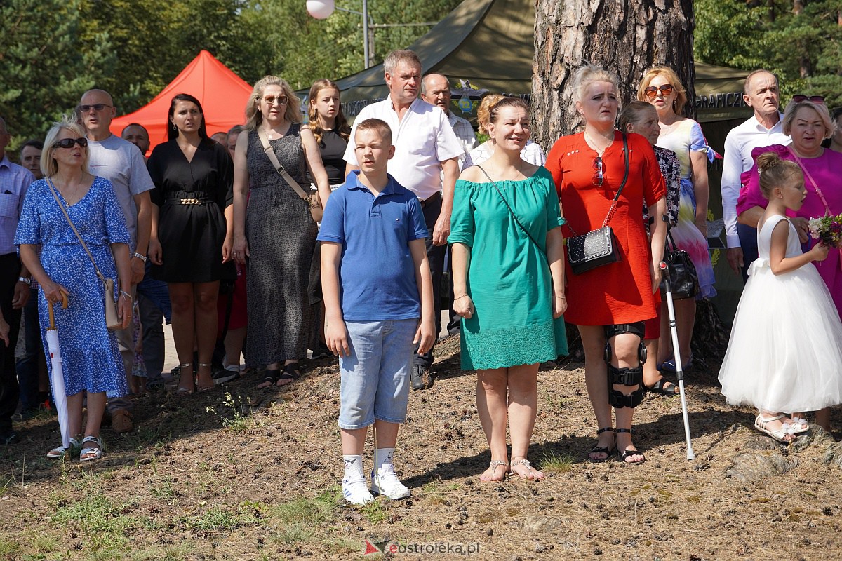 Uroczystości patriotyczne w Dąbrówce [15.08.2023] - zdjęcie #85 - eOstroleka.pl
