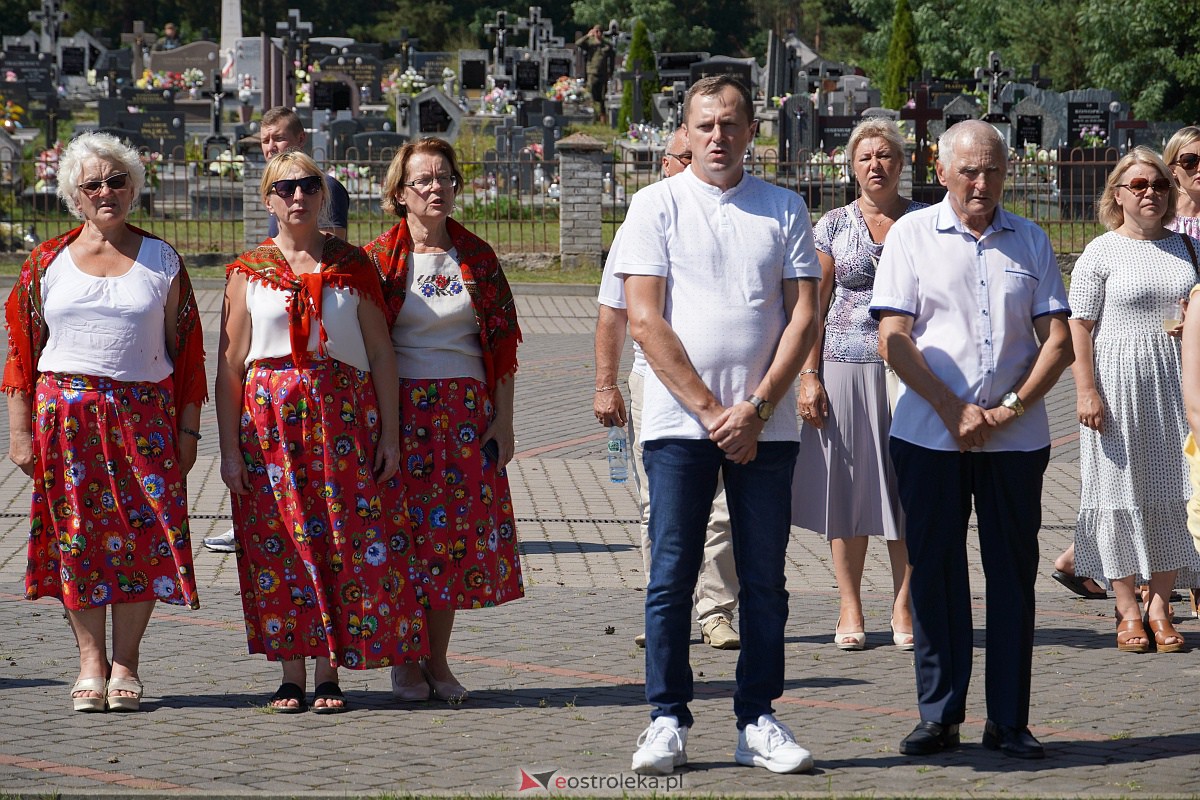 Uroczystości patriotyczne w Dąbrówce [15.08.2023] - zdjęcie #79 - eOstroleka.pl