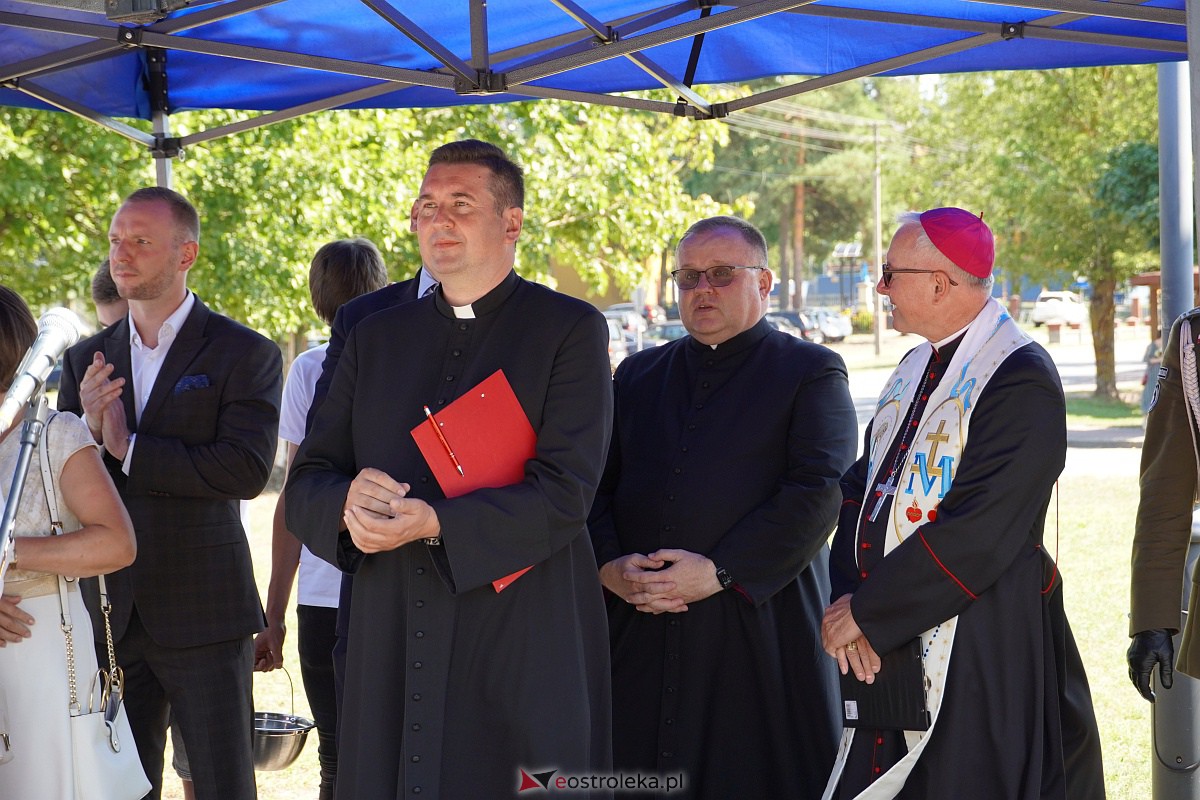 Uroczystości patriotyczne w Dąbrówce [15.08.2023] - zdjęcie #71 - eOstroleka.pl