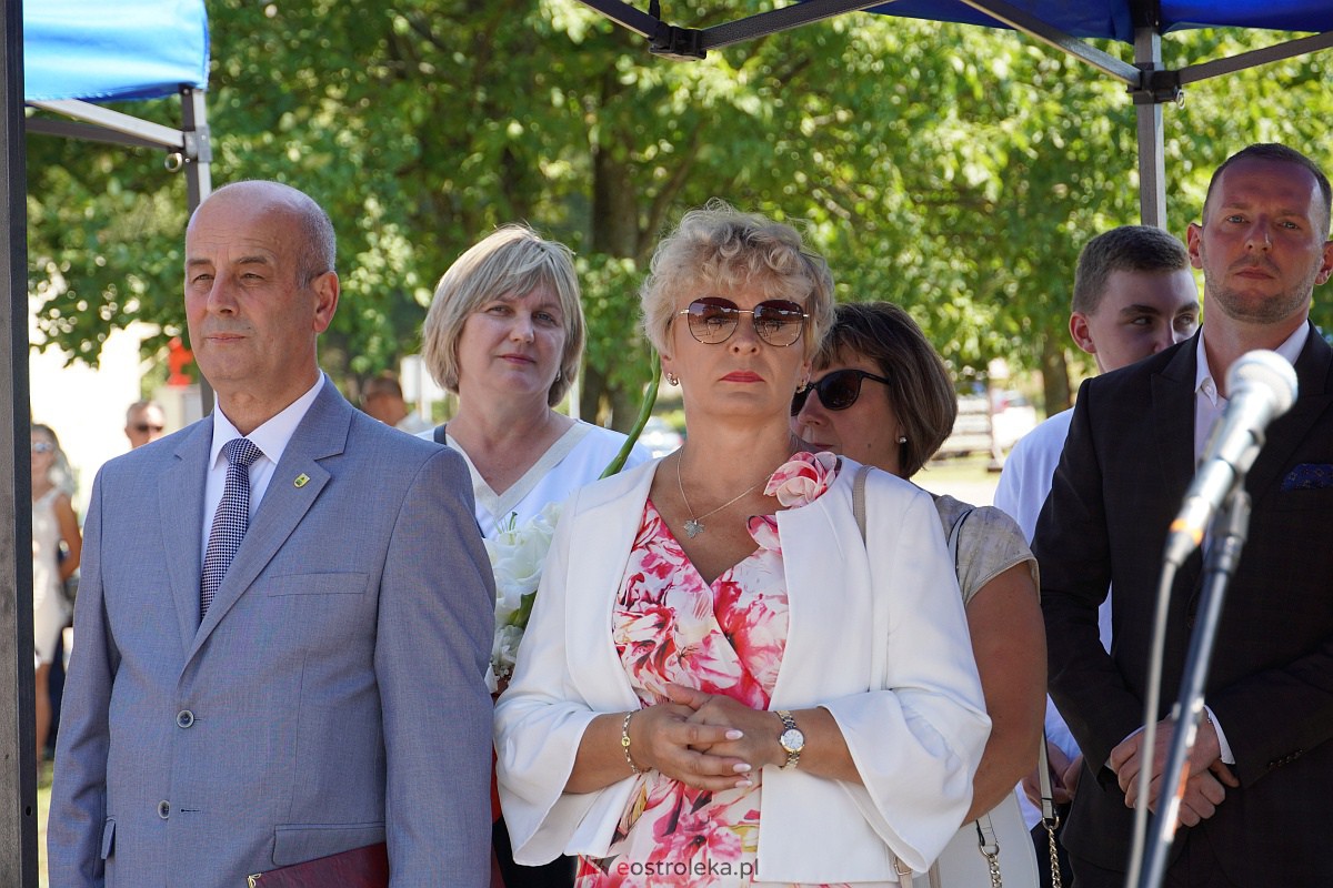 Uroczystości patriotyczne w Dąbrówce [15.08.2023] - zdjęcie #70 - eOstroleka.pl