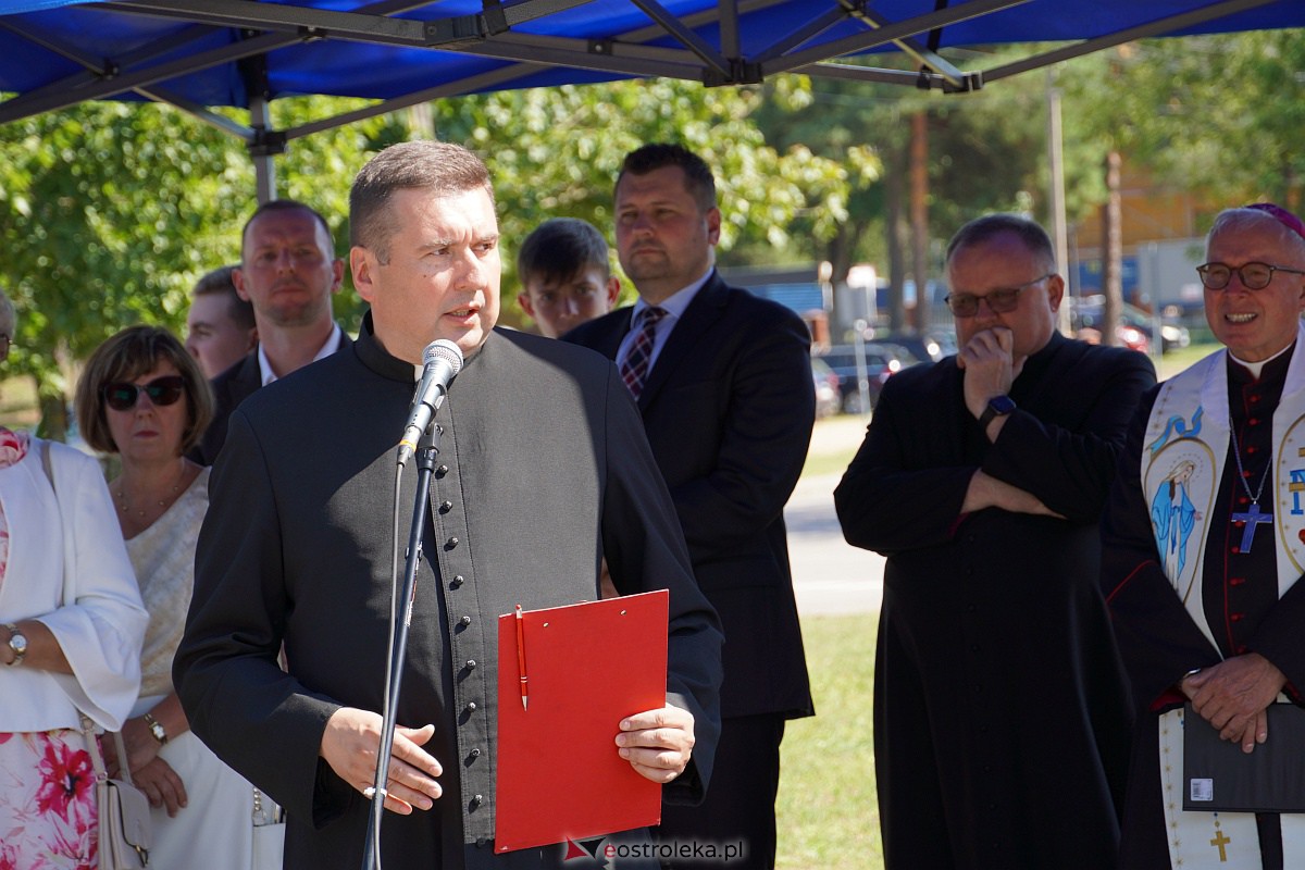 Uroczystości patriotyczne w Dąbrówce [15.08.2023] - zdjęcie #69 - eOstroleka.pl