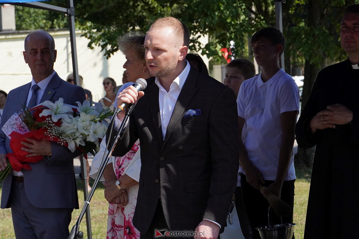 Uroczystości patriotyczne w Dąbrówce [15.08.2023] - zdjęcie #52 - eOstroleka.pl