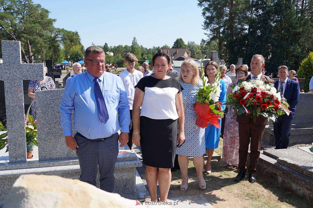 Uroczystości patriotyczne w Dąbrówce [15.08.2023] - zdjęcie #44 - eOstroleka.pl
