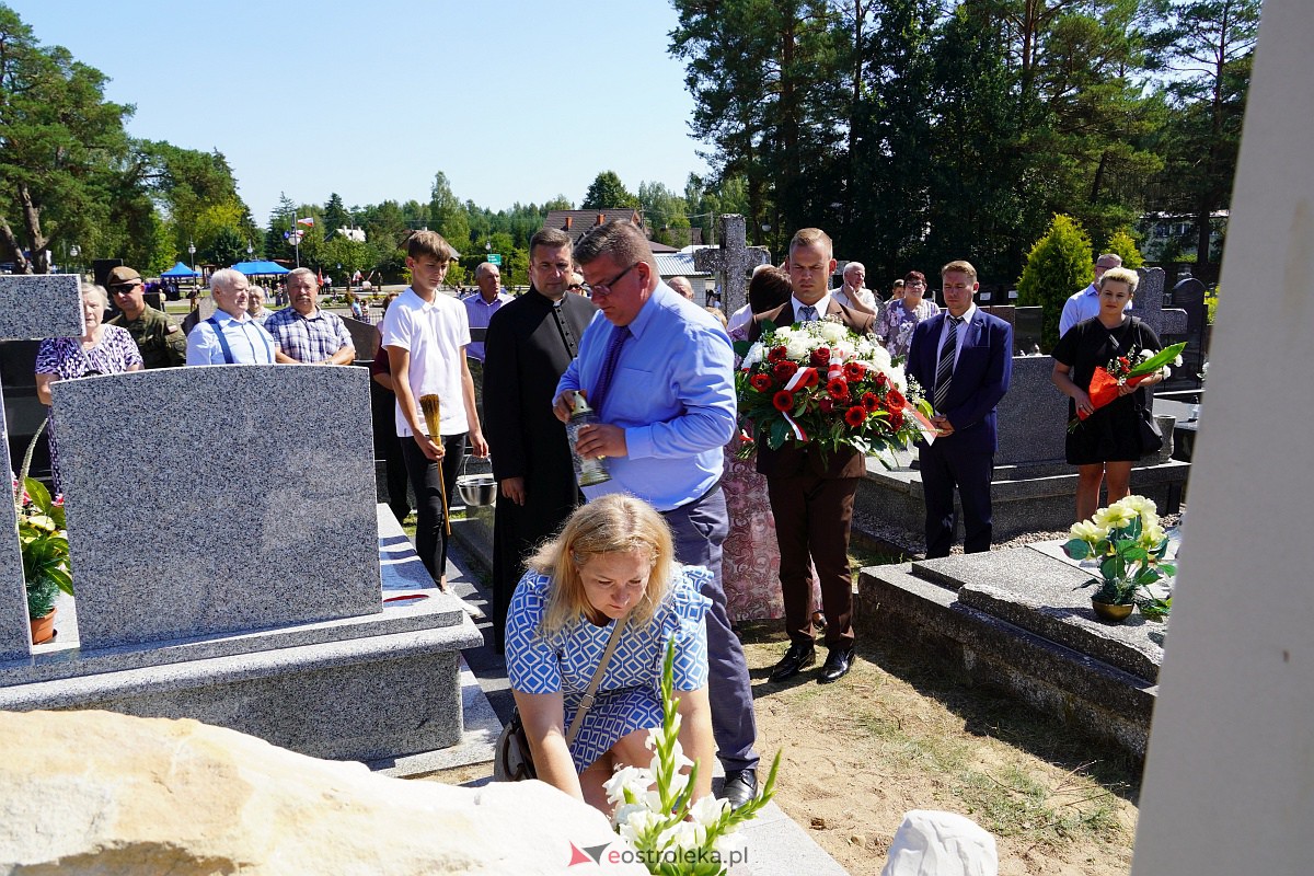 Uroczystości patriotyczne w Dąbrówce [15.08.2023] - zdjęcie #43 - eOstroleka.pl