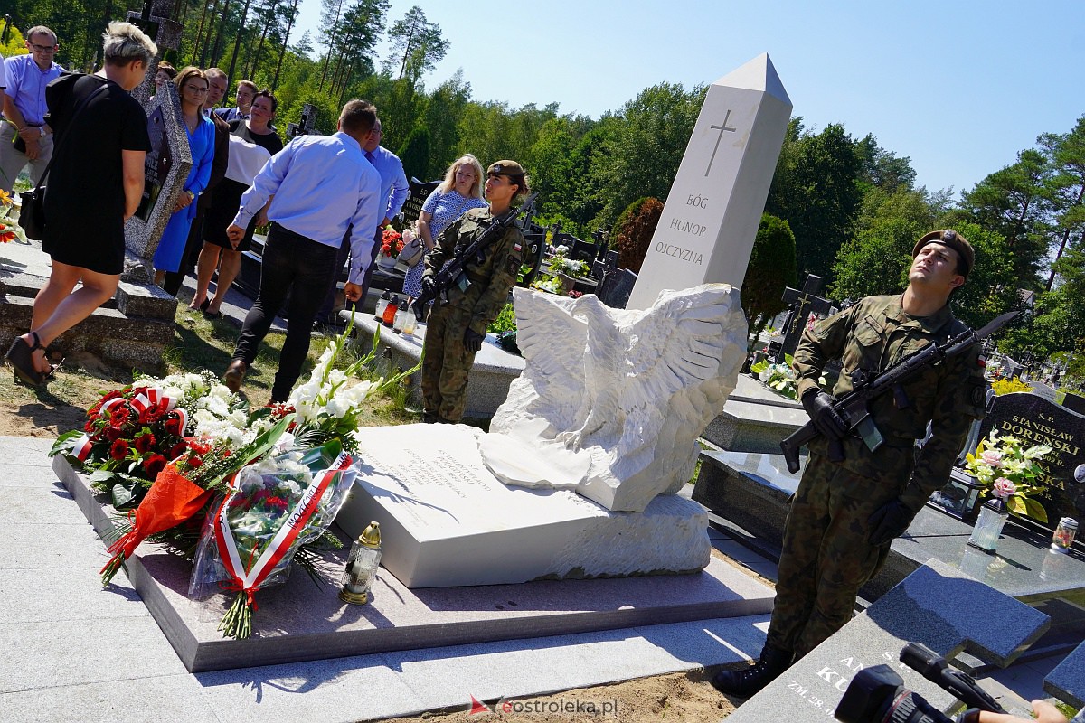 Uroczystości patriotyczne w Dąbrówce [15.08.2023] - zdjęcie #35 - eOstroleka.pl