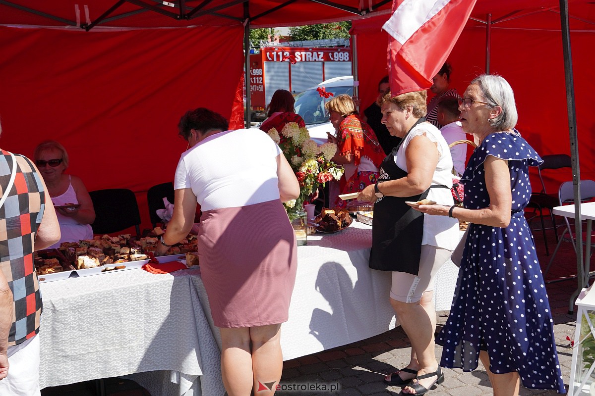 Uroczystości patriotyczne w Dąbrówce [15.08.2023] - zdjęcie #28 - eOstroleka.pl