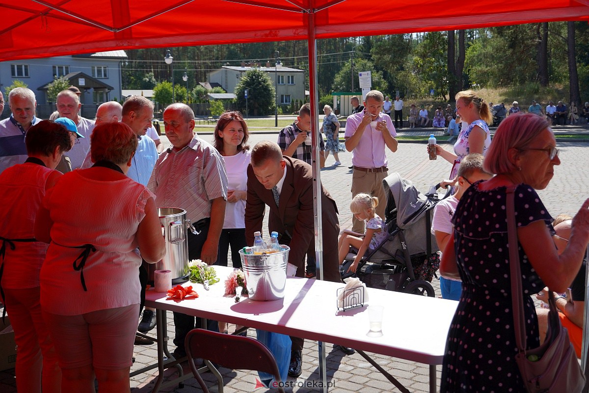 Uroczystości patriotyczne w Dąbrówce [15.08.2023] - zdjęcie #25 - eOstroleka.pl