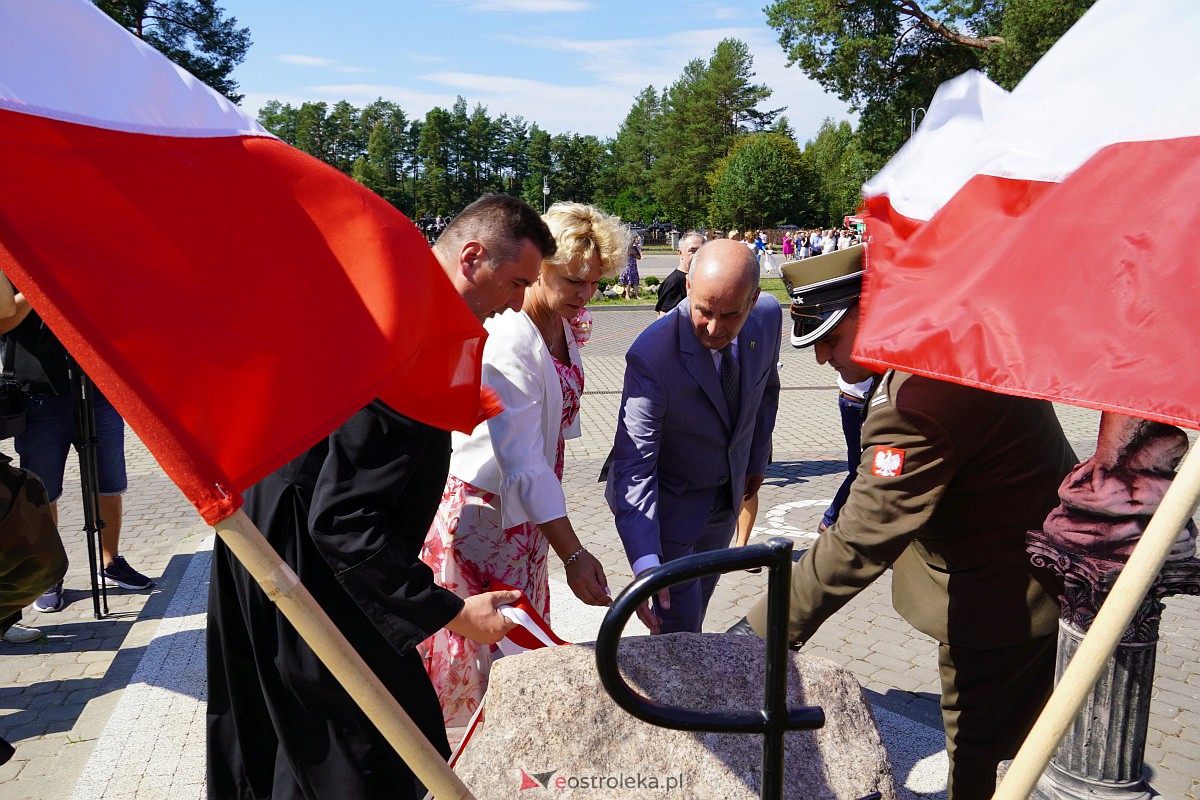 Uroczystości patriotyczne w Dąbrówce [15.08.2023] - zdjęcie #22 - eOstroleka.pl