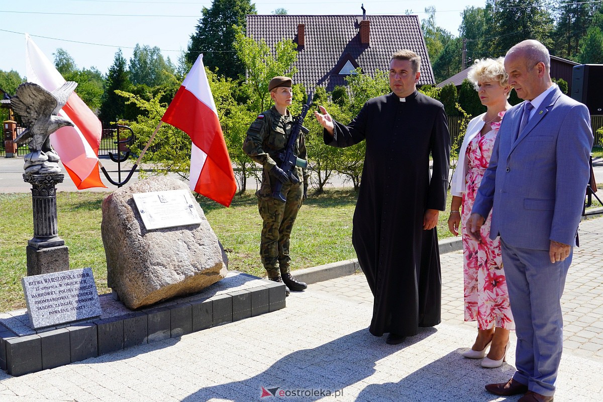 Uroczystości patriotyczne w Dąbrówce [15.08.2023] - zdjęcie #20 - eOstroleka.pl