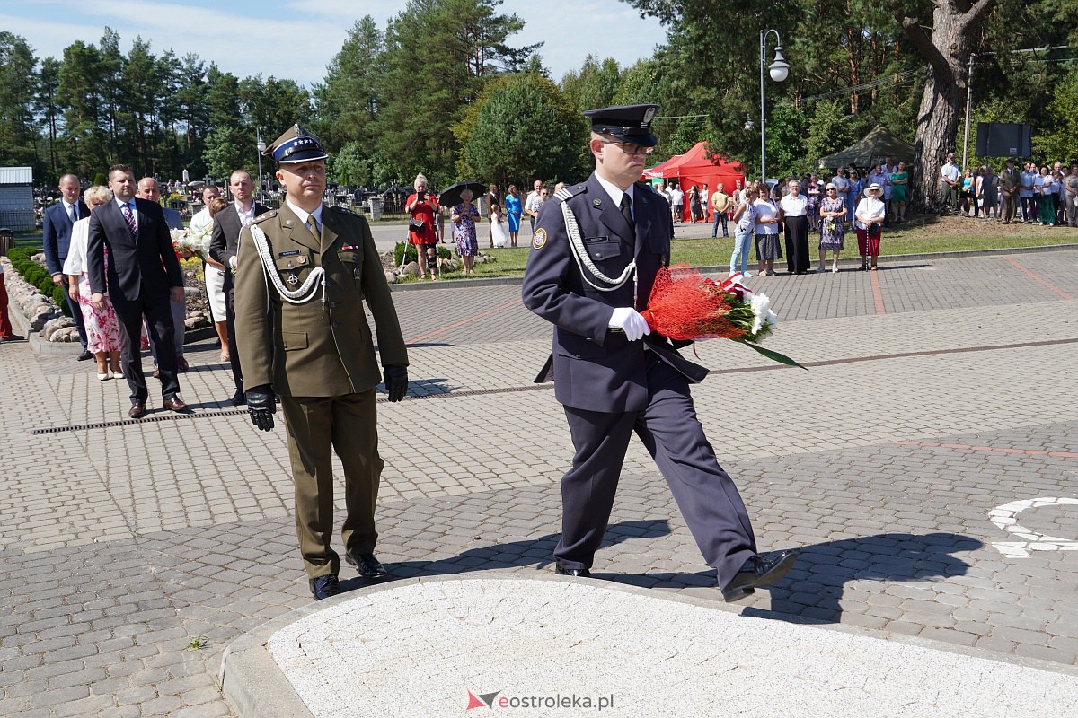 Uroczystości patriotyczne w Dąbrówce [15.08.2023] - zdjęcie #14 - eOstroleka.pl