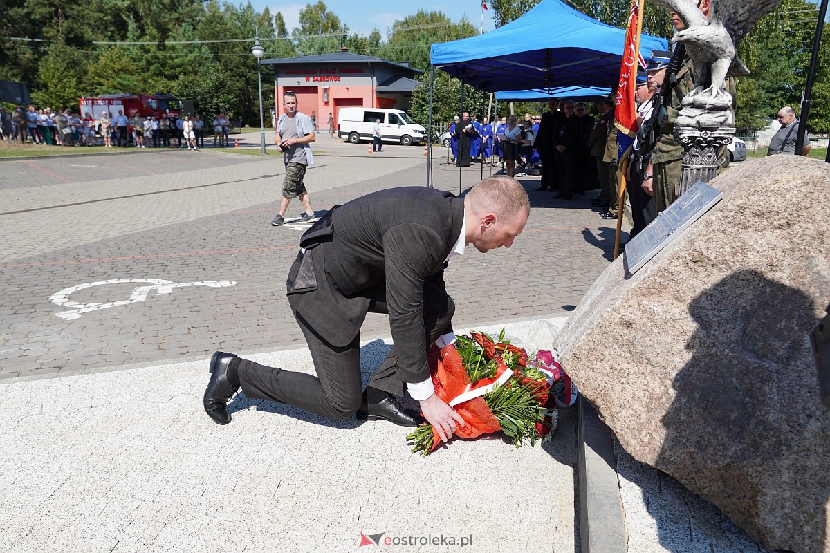 Uroczystości patriotyczne w Dąbrówce [15.08.2023] - zdjęcie #10 - eOstroleka.pl