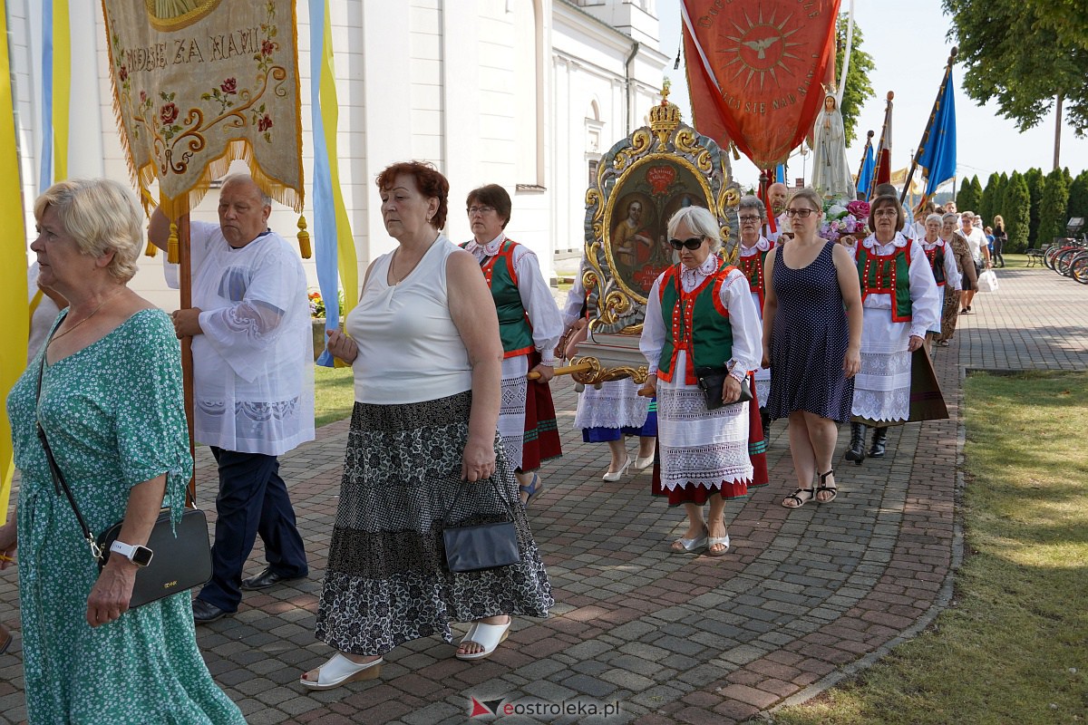 Święcenie zwierząt na Odpuście św. Rocha w Kadzidle [16.08.2023] - zdjęcie #15 - eOstroleka.pl