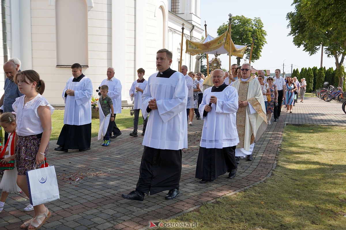 Święcenie zwierząt na Odpuście św. Rocha w Kadzidle [16.08.2023] - zdjęcie #44 - eOstroleka.pl