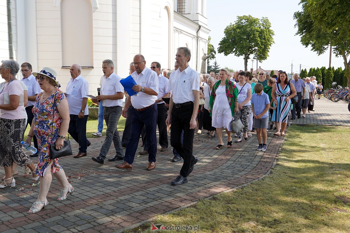 Święcenie zwierząt na Odpuście św. Rocha w Kadzidle [16.08.2023] - zdjęcie #34 - eOstroleka.pl