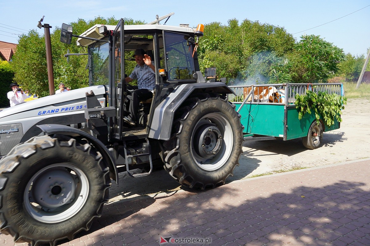 Święcenie zwierząt na Odpuście św. Rocha w Kadzidle [16.08.2023] - zdjęcie #1 - eOstroleka.pl