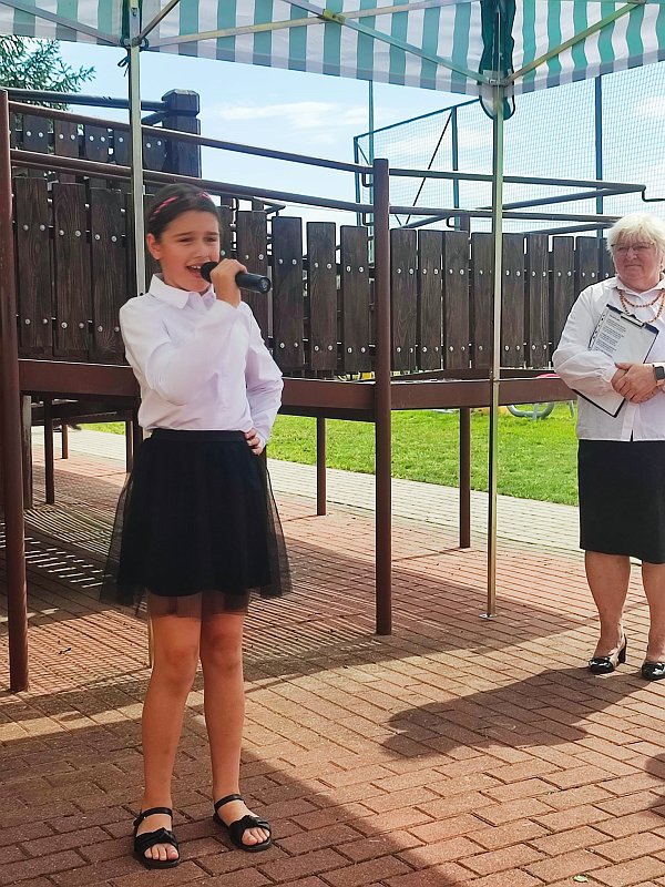 Piknik ze sportowymi akcentami w Tatarach. Starli się żonaci z kawalerami oraz matki z córkami [17.08.2023] - zdjęcie #13 - eOstroleka.pl
