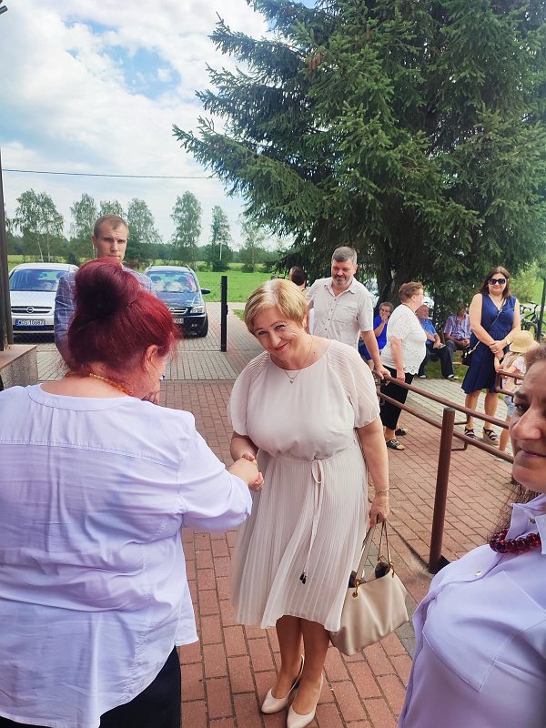 Piknik ze sportowymi akcentami w Tatarach. Starli się żonaci z kawalerami oraz matki z córkami [17.08.2023] - zdjęcie #1 - eOstroleka.pl