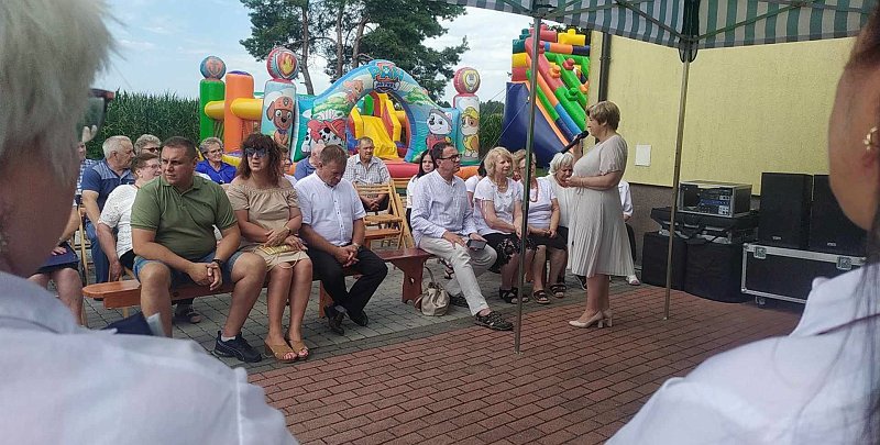 Piknik ze sportowymi akcentami w Tatarach. Starli się żonaci z kawalerami oraz matki z córkami [17.08.2023] - zdjęcie #25 - eOstroleka.pl