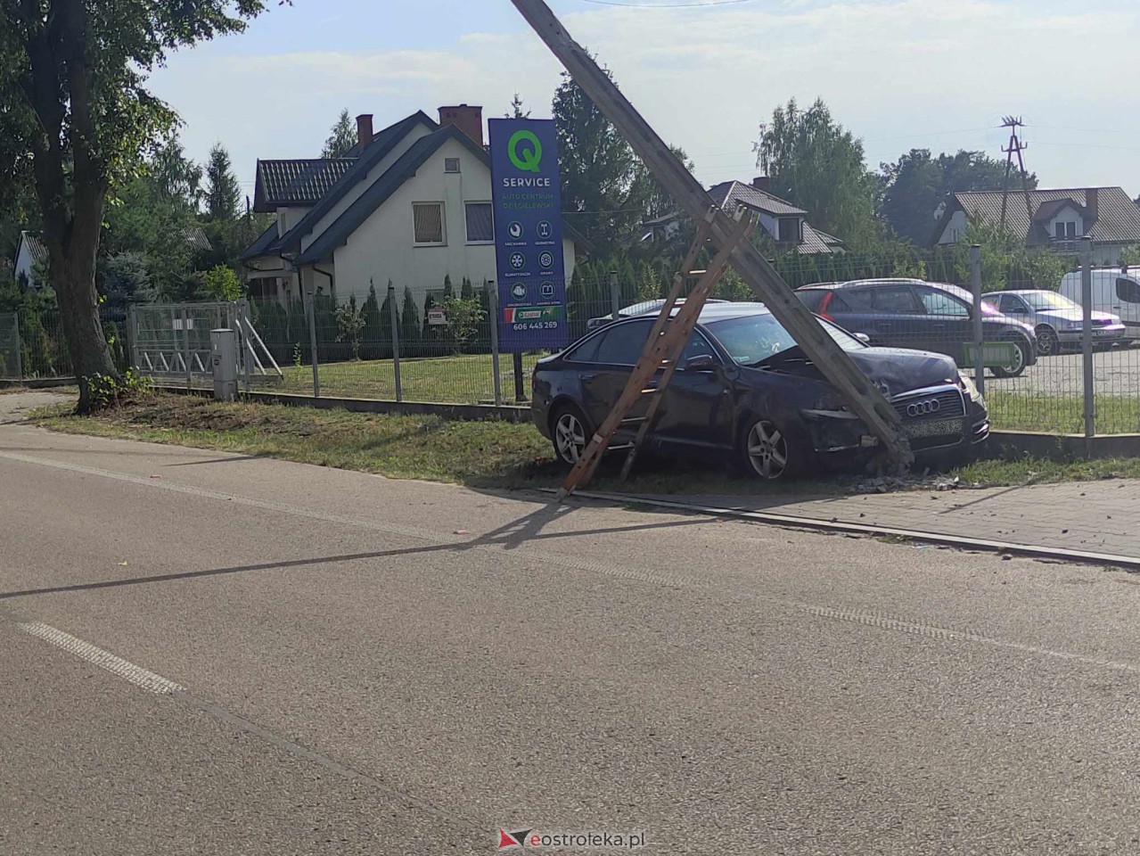 Wypadek w Białobieli [17.08.2023] - zdjęcie #1 - eOstroleka.pl